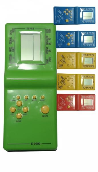 Console Portátil 9999 Jogos Clássicos Retrô Console Portátil 9999 Jogos Clássicos Retrô