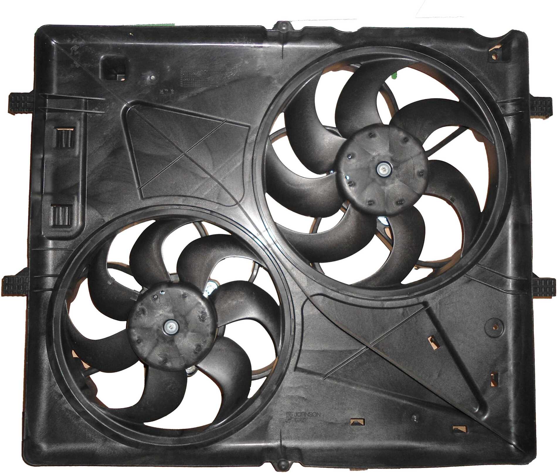ELETROVENTILADOR TRAILBLAZER 2017 A 2019 C/AR