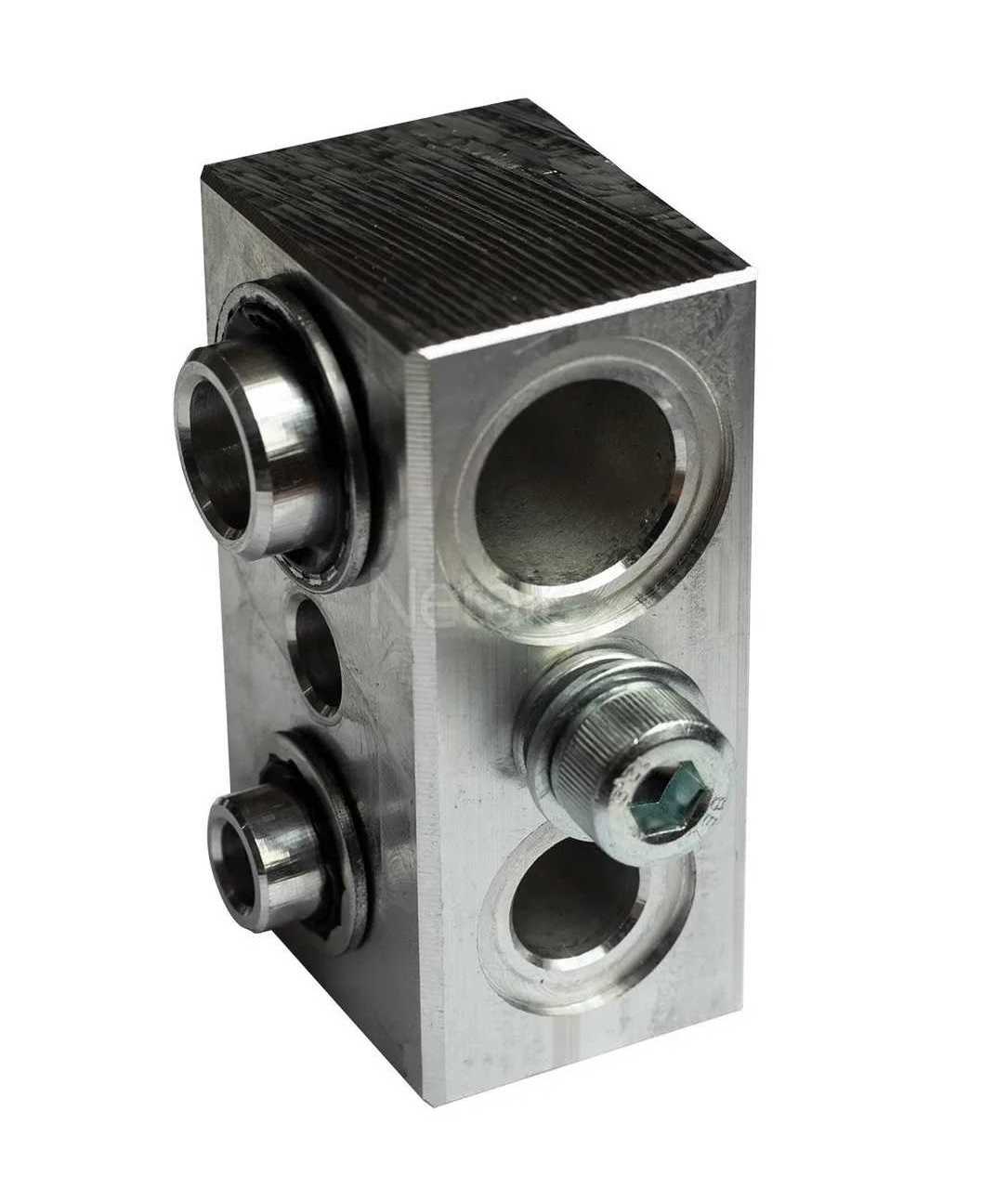 VALVULA CONECTOR TRAILBLAZER V6 GASOLINA P/ COMPRESSOR CRUZE 