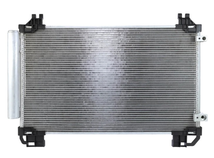 CONDENSADOR TOYOTA YARIS OEM: 884600D470