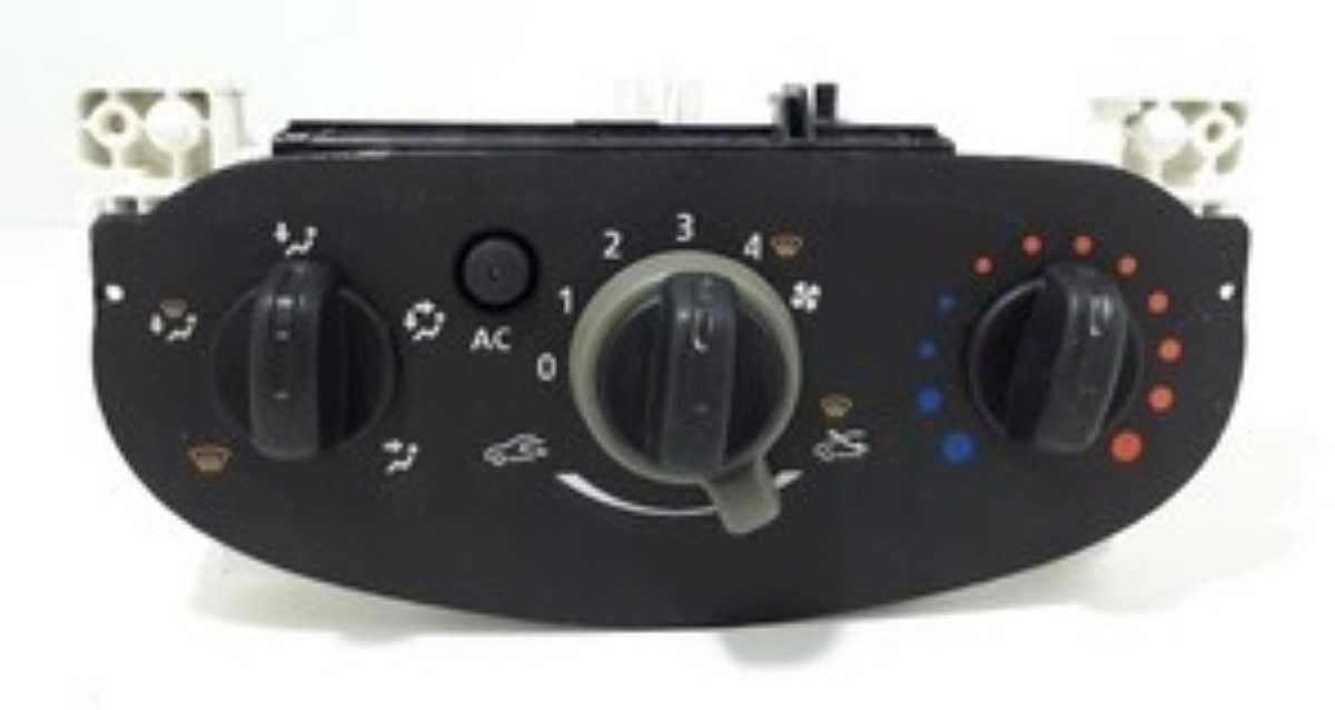 PAINEL CONTROLE AR CONDICIONADO RENAULT LOGAN/ SANDERO/ DUSTER/ OROCH 12 VOLTS
