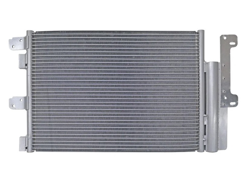 CONDENSADOR IVECO TECTOR/ EUROCARGO OEM: 504080822 / 504238741