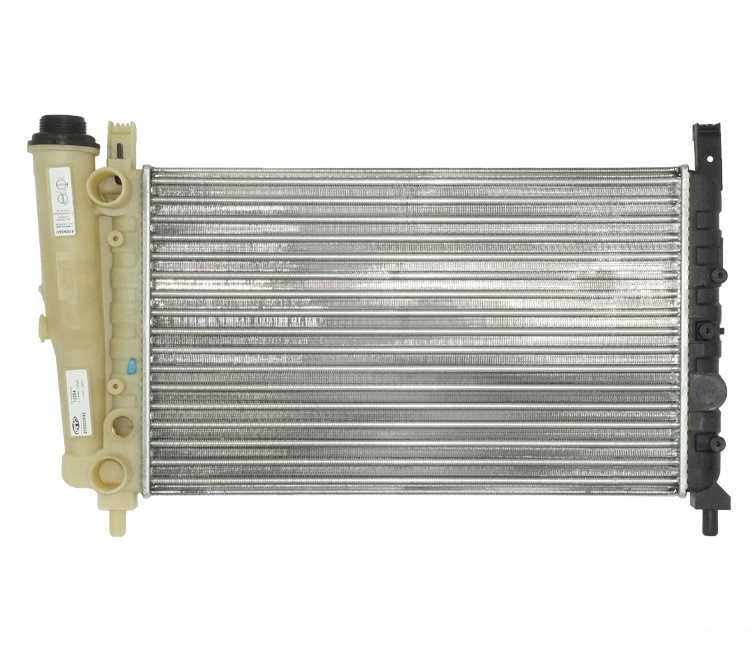 Radiador agua uno fiorino premio 1987 a 1993 c/reservatorio