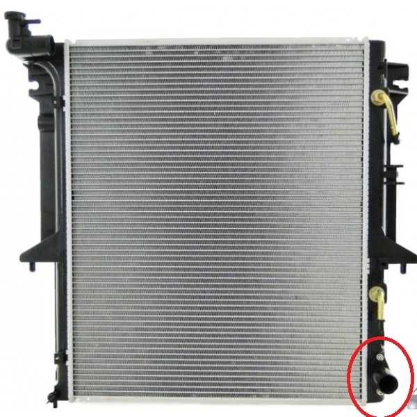 Radiador agua mitsubishi l200 triton 2007 ate 2016/ pajero dakar 2008 ate 2017 oem: cd140031 / mn135