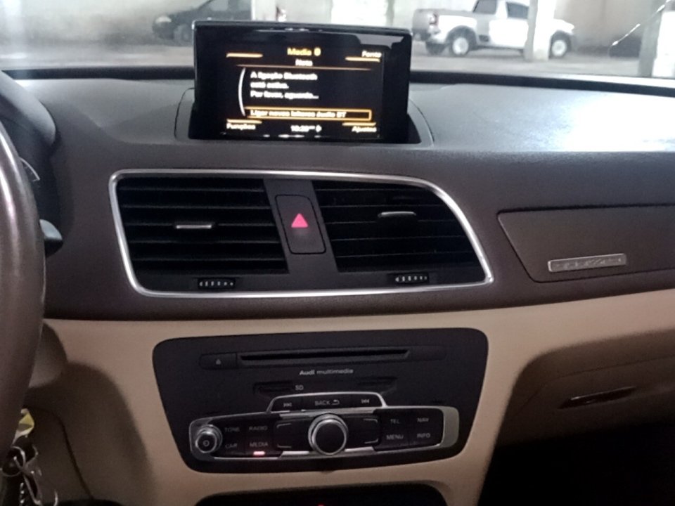 AUDI Q3 2.0 TFSI AMBITION QUATTRO 4P GASOLINA S TRONIC 2015/2015 — foto do lote