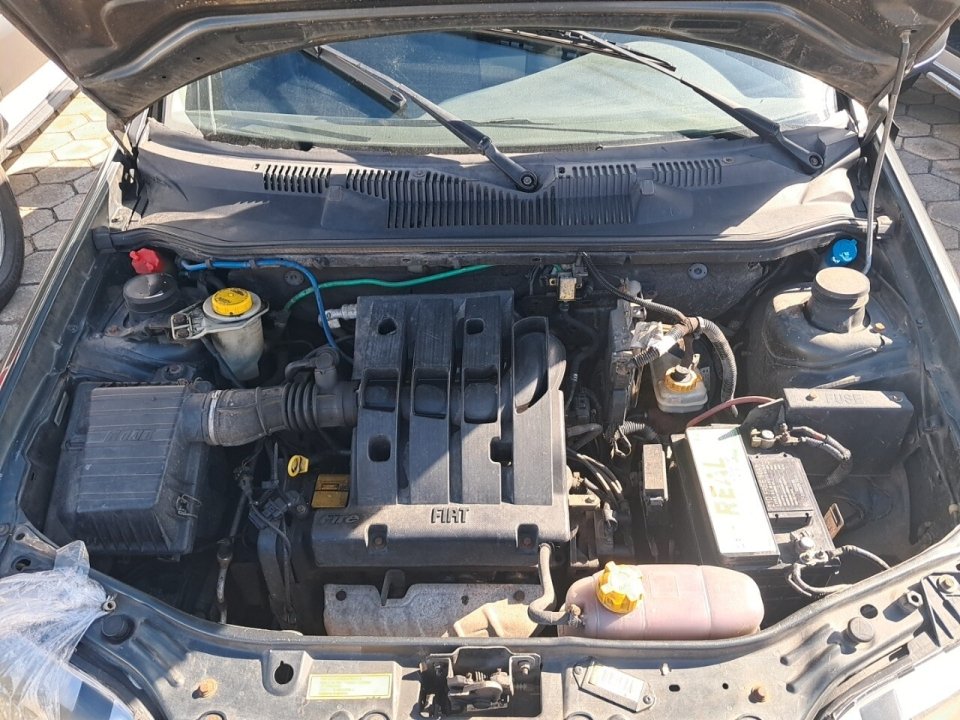 FIAT SIENA 1.0 MPI FIRE 8V FLEX 4P MANUAL 2009/2010 — foto do lote