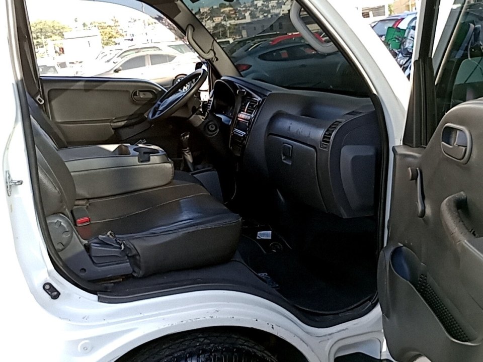 KIA BONGO 2.5 K-2500 4X2 CS TURBO DIESEL 2P MANUAL 2011/2011 — foto do lote