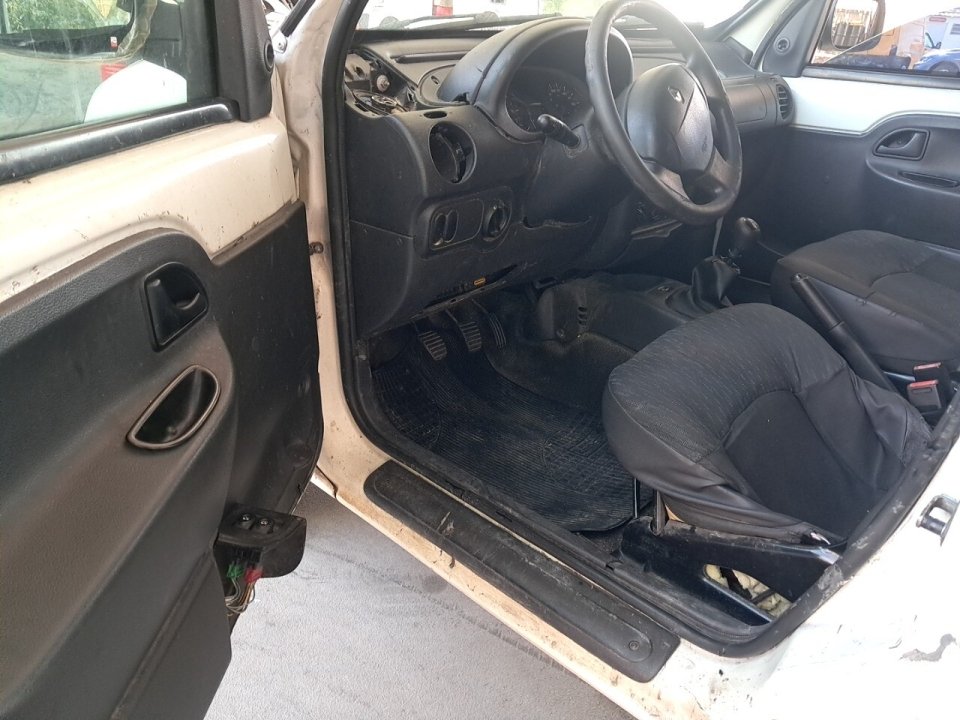RENAULT KANGOO 1.6 EXPRESS 16V FLEX 3P MANUAL 2017/2018 — foto do lote