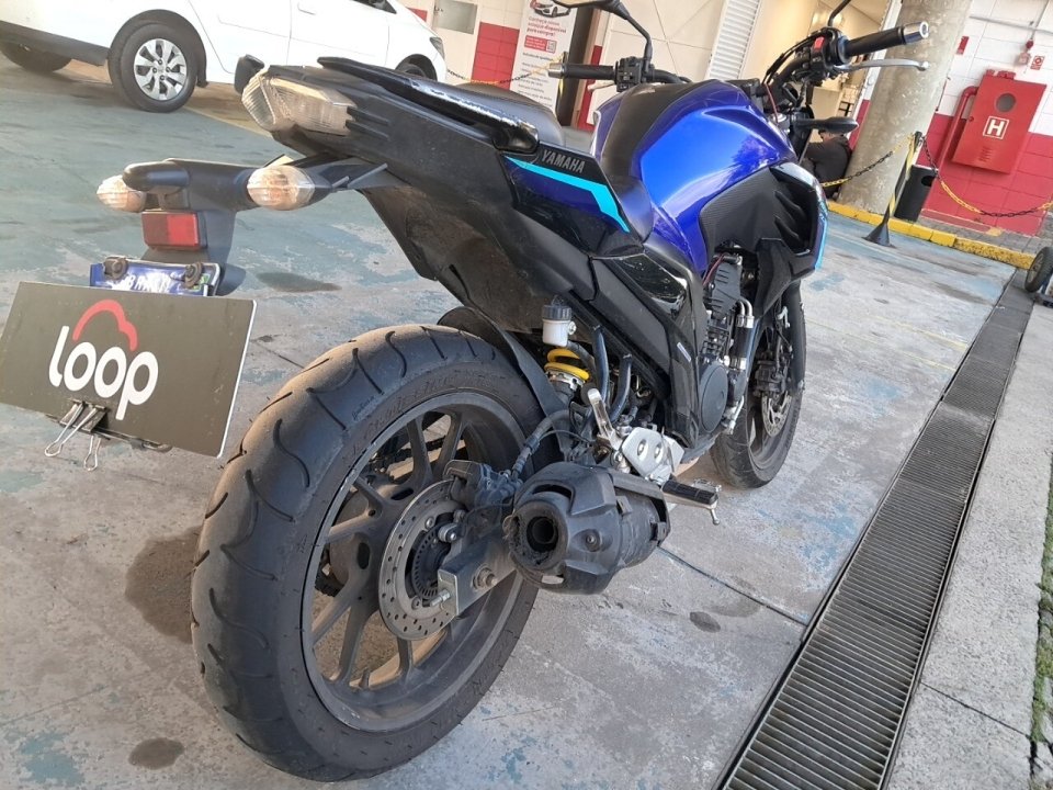 YAMAHA FZ25 FAZER 2024/2024 — foto do lote
