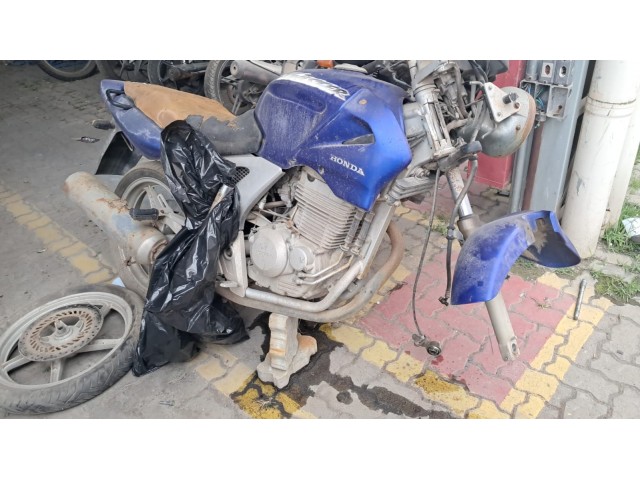 Veículo HONDA Twister HONDA TWISTER CBX 250 2002/2002 2002 em leilão