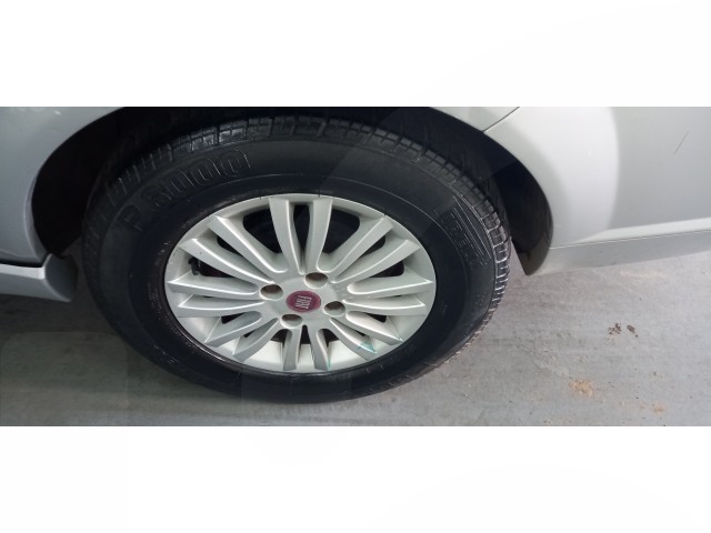 Vehicle_photo_12