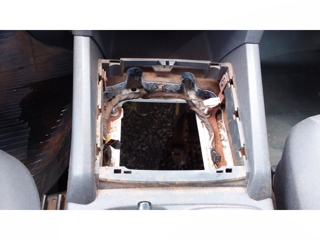 Vehicle_photo_9
