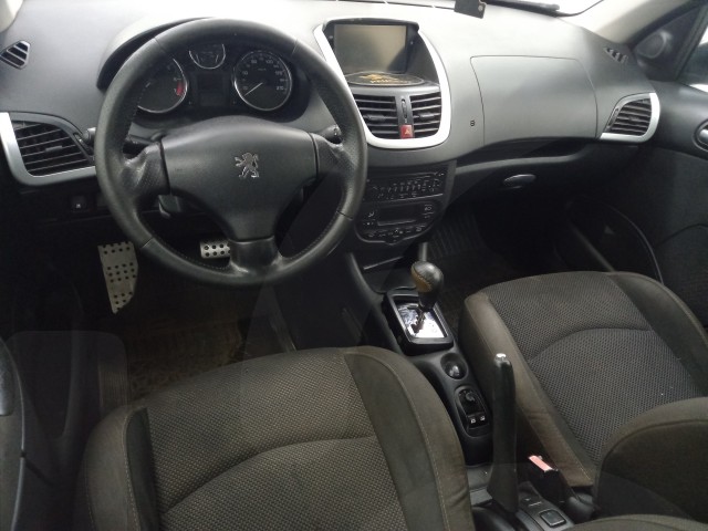 Vehicle_photo_9