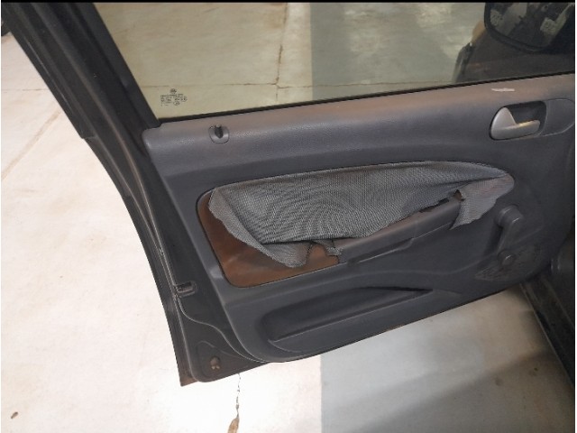 Vehicle_photo_16