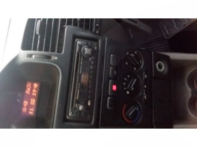 Vehicle_photo_6