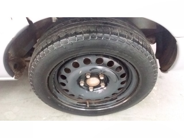 Vehicle_photo_9