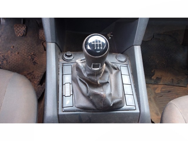 Vehicle_photo_9