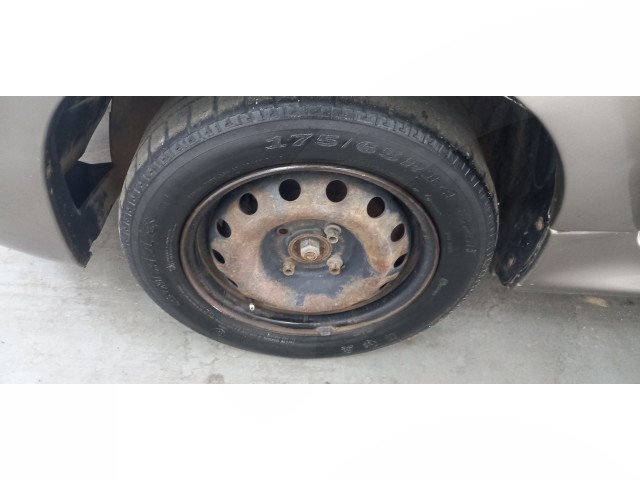 Vehicle_photo_4