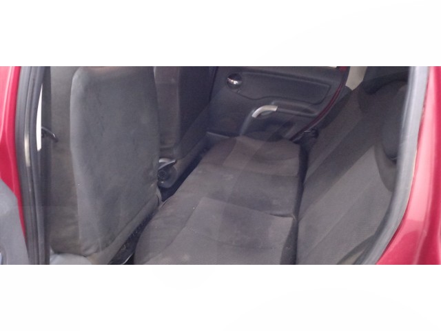 Vehicle_photo_7