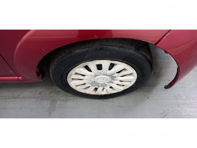 Vehicle_photo_12
