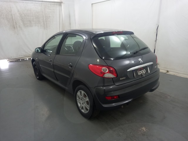 Vehicle_photo_3