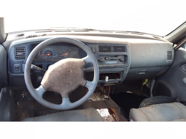Vehicle_photo_12