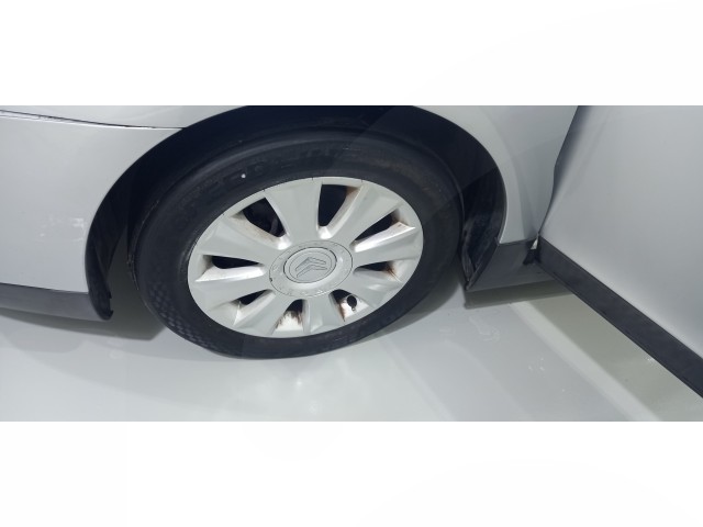 Vehicle_photo_35