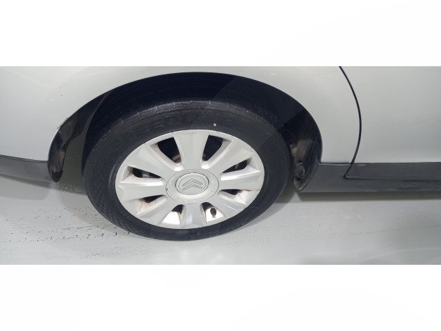 Vehicle_photo_39