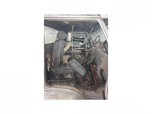 Vehicle_photo_14