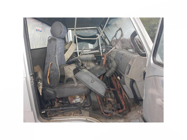Vehicle_photo_15