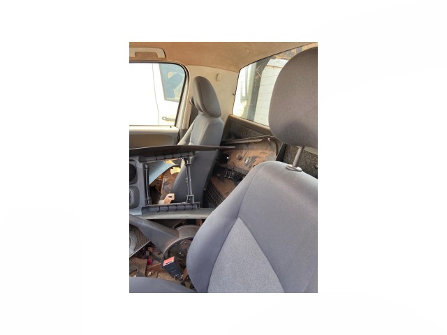 Vehicle_photo_12