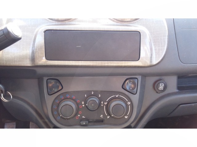 Vehicle_photo_6