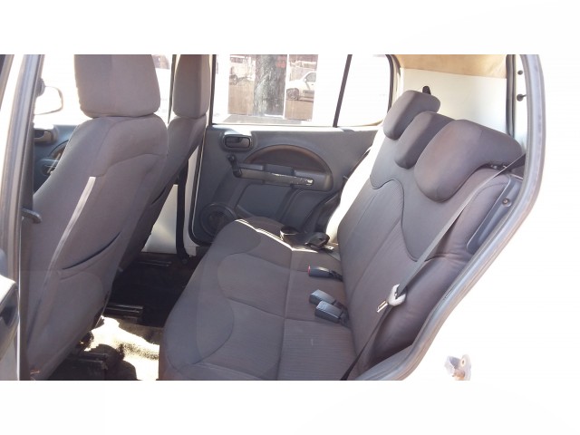 Vehicle_photo_9