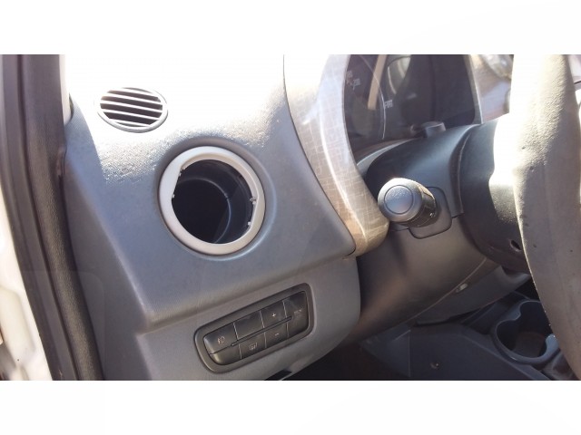 Vehicle_photo_25
