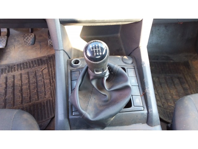 Vehicle_photo_9