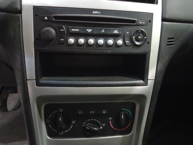 Vehicle_photo_24