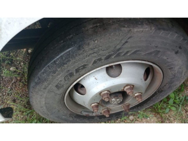 Vehicle_photo_4