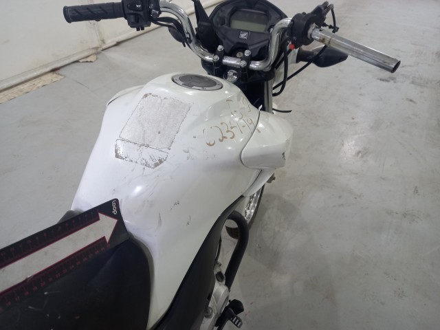 Vehicle_photo_14