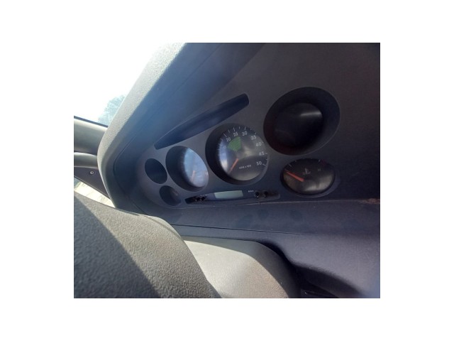 Vehicle_photo_12