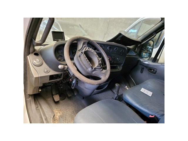 Vehicle_photo_4