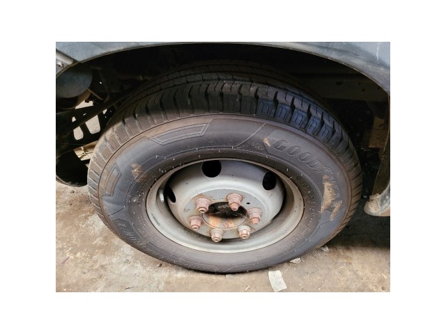 Vehicle_photo_12