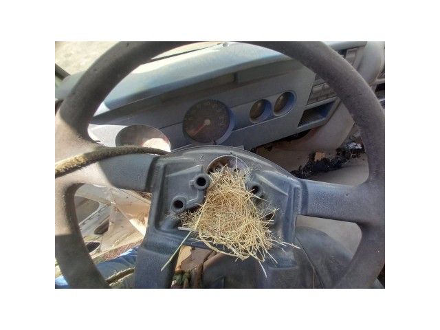 Vehicle_photo_12