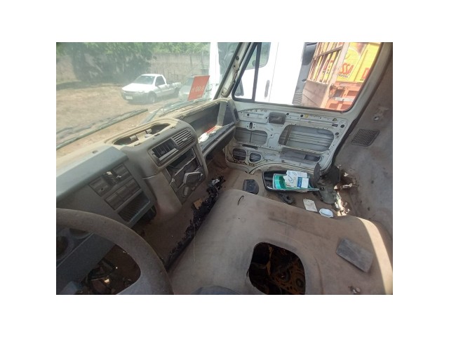 Vehicle_photo_13