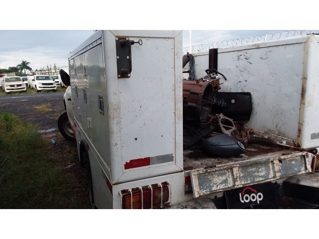 Vehicle_photo_4