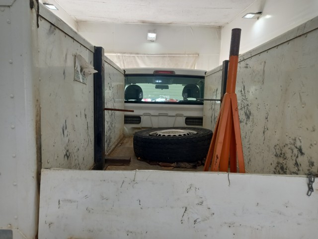 Vehicle_photo_13
