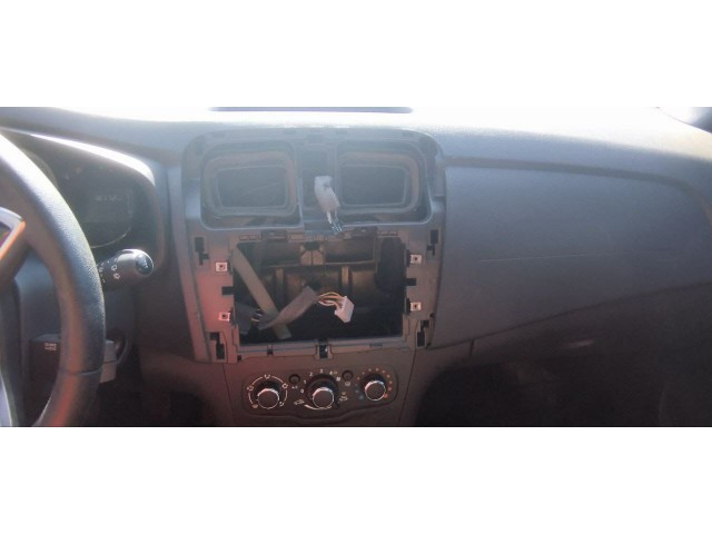 Vehicle_photo_17