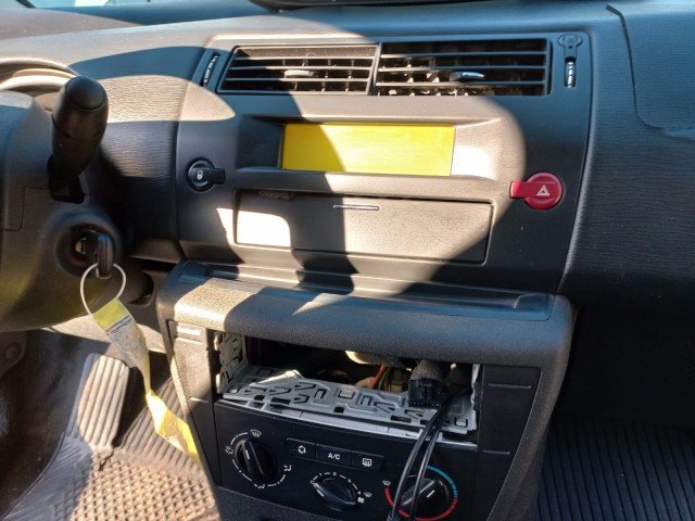 Vehicle_photo_8