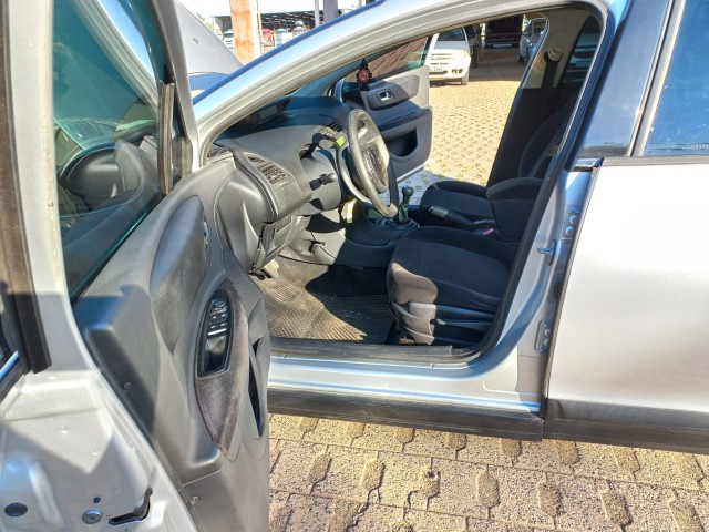 Vehicle_photo_11