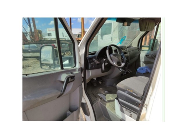 Vehicle_photo_11