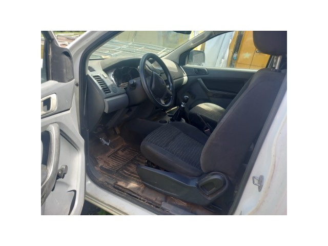 Vehicle_photo_12